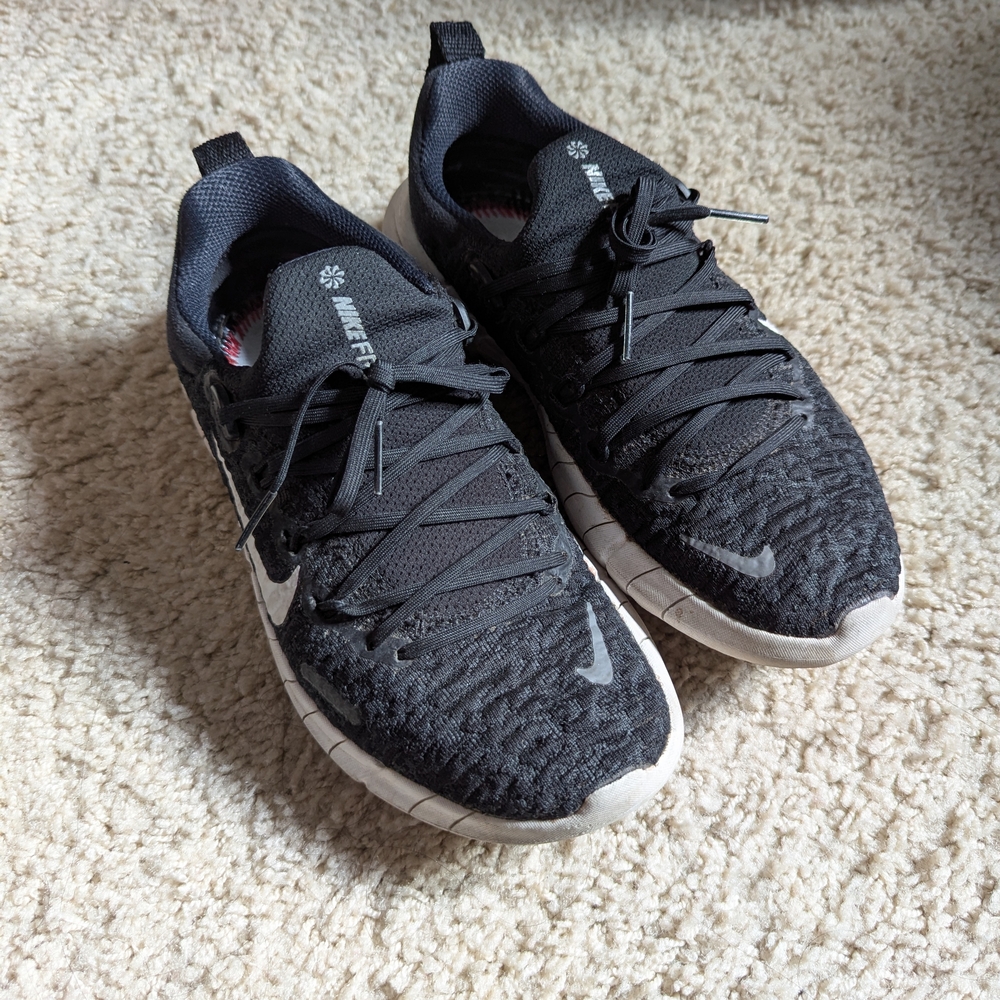 Nike Black Athletic Shoes